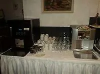 Otel Lelysee 2*